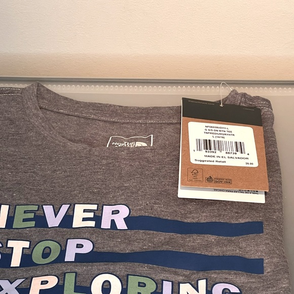 Girls Grade School North Face Shirt - Picture 3 of 4